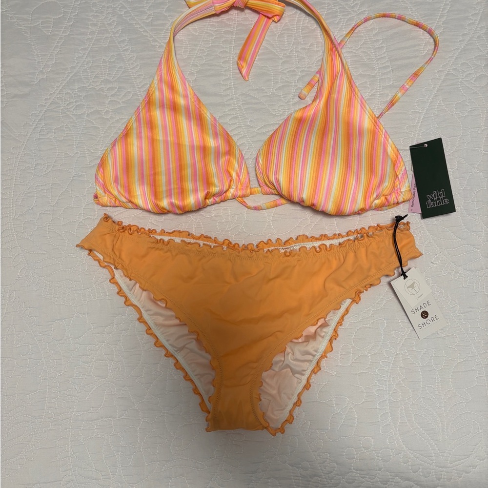 Halter Bikini Top & Ruffle Bikini Bottoms